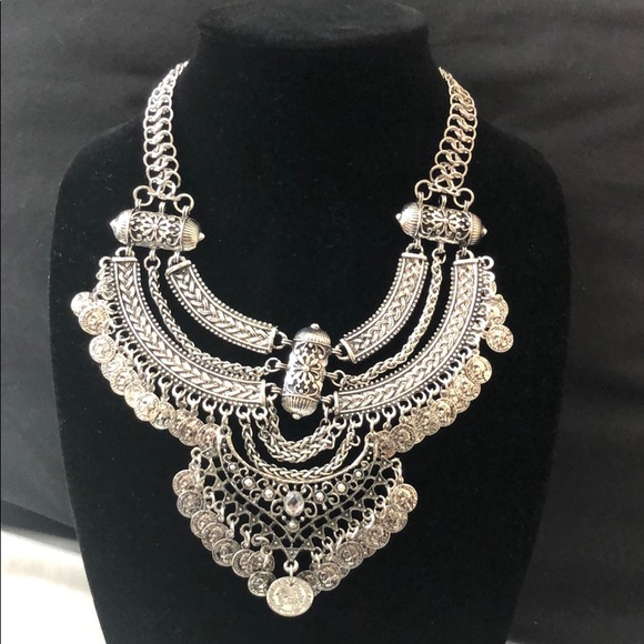 Jewelry - Silver Vintage Necklace NWOT